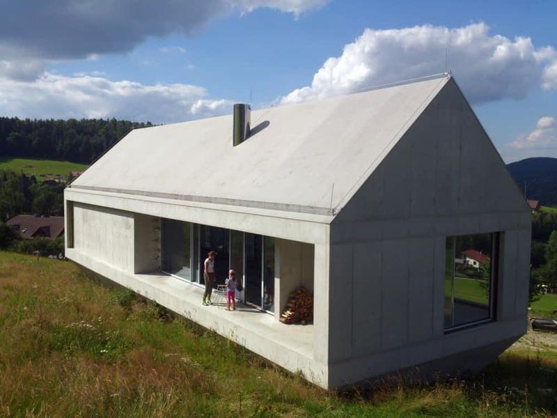 Zalety dachu betonowego