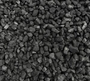 Węgiel kostka czy orzech – który rodzaj paliwa wybrać na zimę?