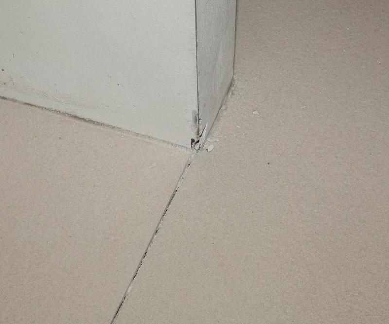 Metody zabezpieczania dylatacji posadzki