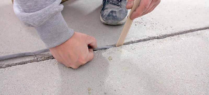 Dylatacja posadzki w ogrzewaniu podłogowym – kompendium wiedzy dla budowlańców