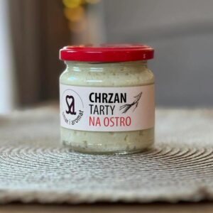 Praktyczny poradnik: Kiedy i jak sadzić chrzan, aby cieszyć się obfitym plonem