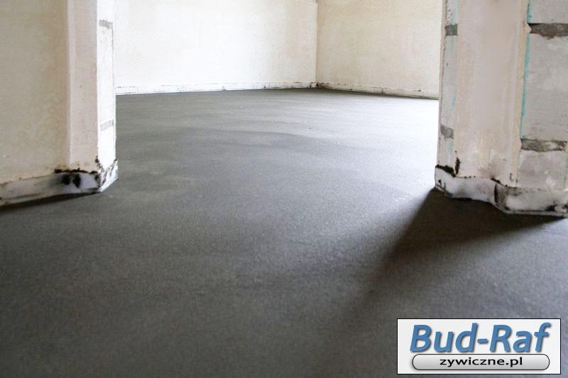 Montaż wylewki na ogrzewanie podłogowe